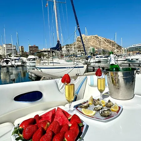 Carlota Apartmán Alicante